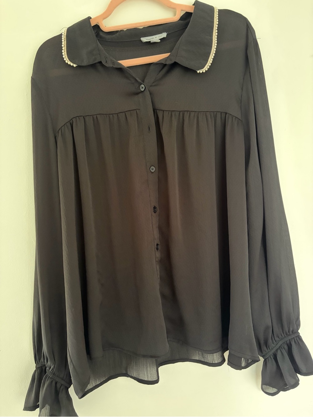 Floral & Ivy Pearl-Trim Black Long-Sleeve Blouse